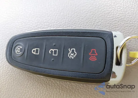 2017 Ford Escape Titanium z USA, uszkodzony, nr VIN 1FMCU0JD3HUC58564